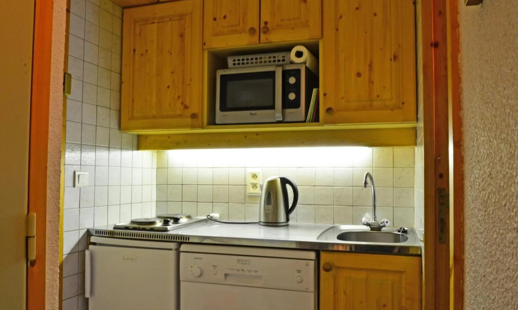 Apartment Residence Le Crey - Studio Pour 4 Personnes Mae-9474 La Plagne